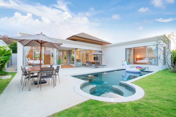 Pool Deck Pouring in Windsor